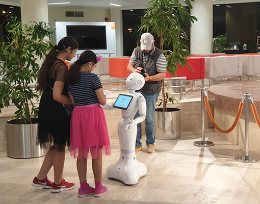 Meet pepper Robot - The Robot Built for People